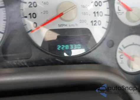 2006 Dodge Ram 1500 Slt/Trx4 Off Road/Sport z USA, uszkodzony, nr VIN 1D7HU18N66J107155